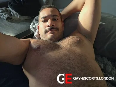 Gay Escort Malek 24yr - pnp