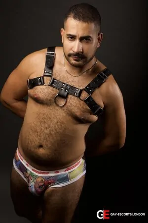 Gay Escort Malek 24yr - rimming