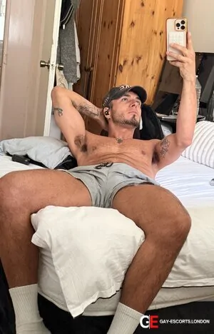 Gay Escort Max 31yr - trios