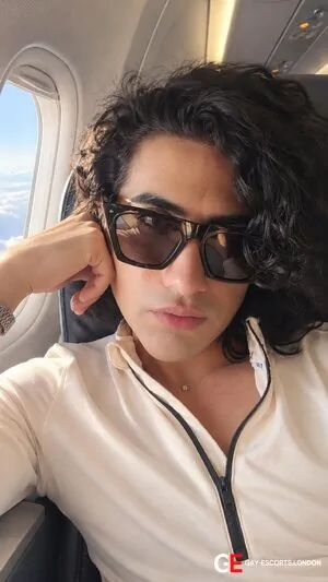 Gay Escort Carlos 30yr - vanilla