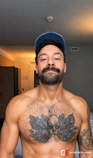 Gay Escort Tony 33yr - double penetration