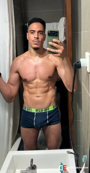 Bisexual Escort Draco 33yr - licking