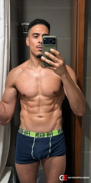 Bisexual Escort Draco 33yr - role