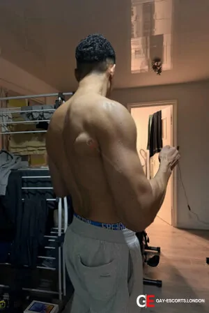 Bisexual Escort Draco 33yr - role