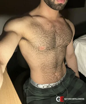 Gay Escort Mixi 24yr - sucking