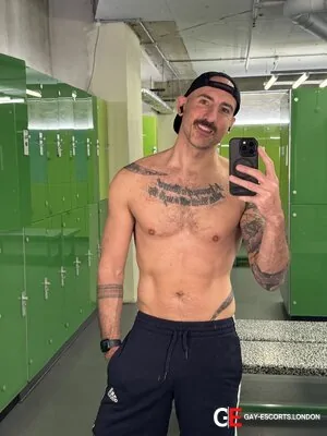 Gay Escort Bertie 38yr - role