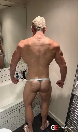 Gay Escort Alexandre 28yr - massage