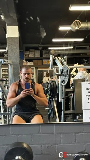 Gay Escort Alexandre 28yr - masseur