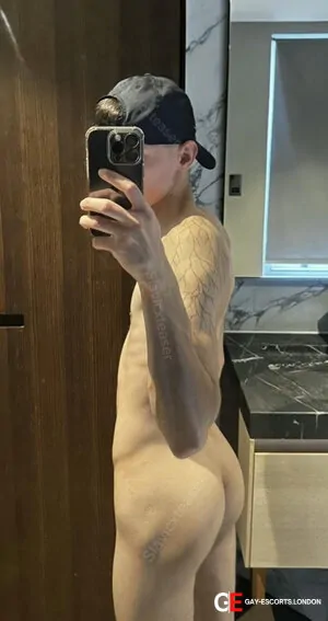 Bisexual Escort Slavicxteaser 25yr - licking