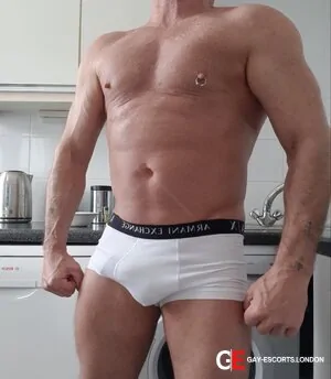 Gay Escort Matt 49yr - rimming