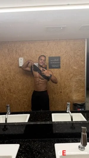 Bisexual Escort Otto Xxl 28yr - sucking