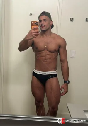 Gay Escort Caique Queiroz 28yr - role