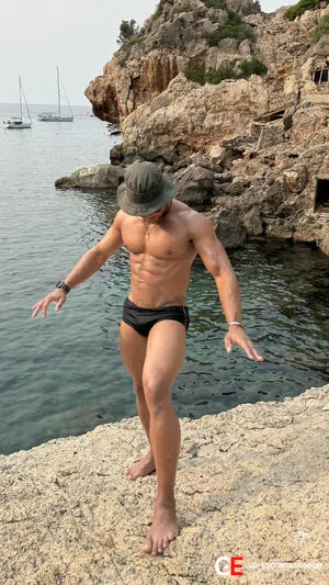 Gay Escort Caique Queiroz 28yr - role