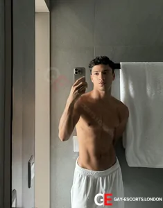 male rent boy Paris Henri