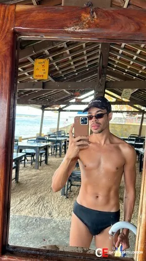 Bisexual Escort Lucas Hide 26yr - sucking