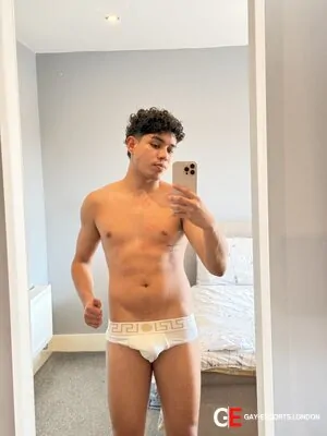 Gay Escort Felipe 22yr - role