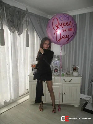 Bisexual Escort Maisy 24yr - sucking