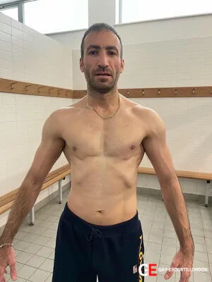 Gay Escort Behnam 36yr - sucking