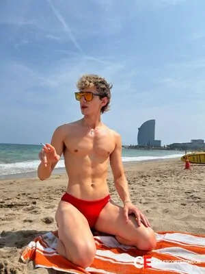 Gay Escort Kai 25yr - role
