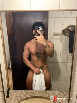 Bisexual Escort Paulo 23yr - role