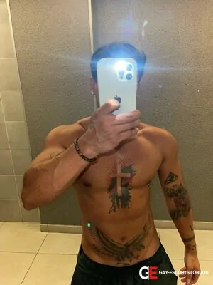 Bisexual Escort Sérgio 23yr - trios