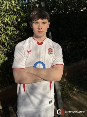 Gay Escort Jack 18yr - role