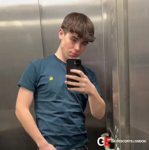 Gay Escort Jack 18yr - role