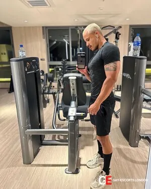 Bisexual Escort Marcello 27yr - role