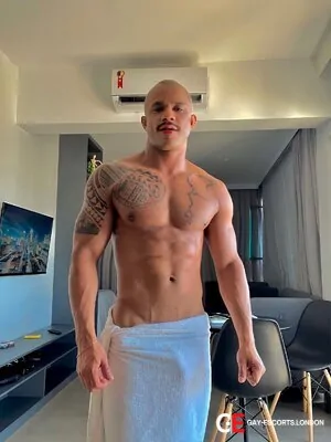 Bisexual Escort Marcello 27yr - role