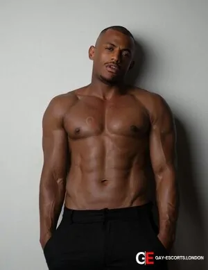 Bisexual Escort Lucas 28yr - role