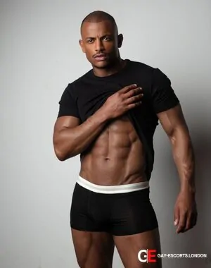 Bisexual Escort Lucas 28yr - role