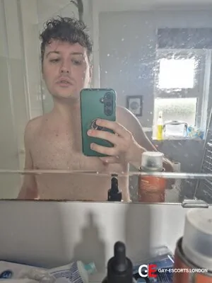 Bisexual Escort Ellis 28yr - trios