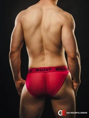 Gay Escort Max 22yr - sucking