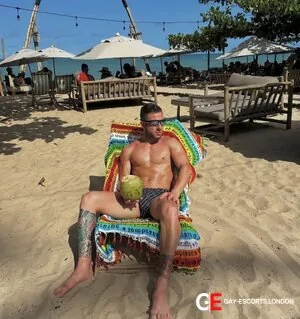 Bisexual Escort Alessio 25yr - role