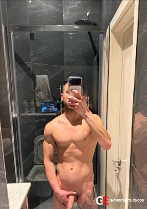 Bisexual Escort Alessio 25yr - sucking