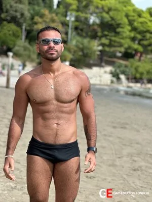 Bisexual Escort Leonardo 31yr - role