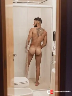 Bisexual Escort Kevin 33yr - role