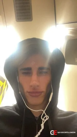 Gay Escort Jay 18yr - role