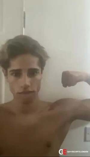 Gay Escort Jay 18yr - role