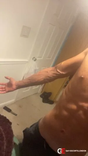 Gay Escort Jo 18yr - role
