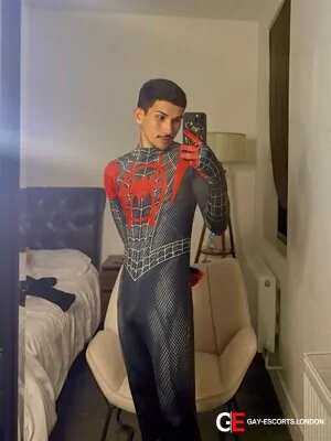Bisexual Escort Lucas 24yr - role