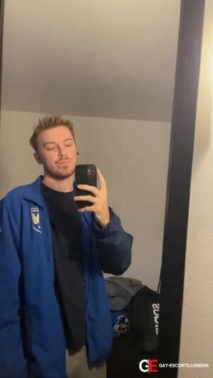 Gay Escort Ryan 22yr - role