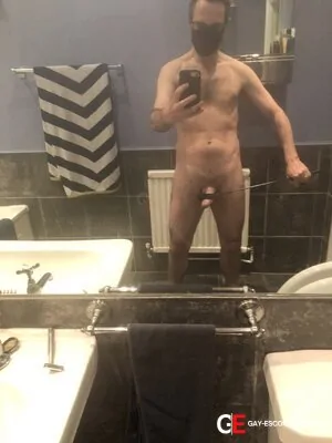 Gay Escort Patrick 50yr - role