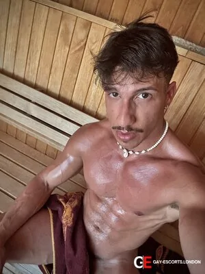 Gay Escort Flaviano 26yr - sucking