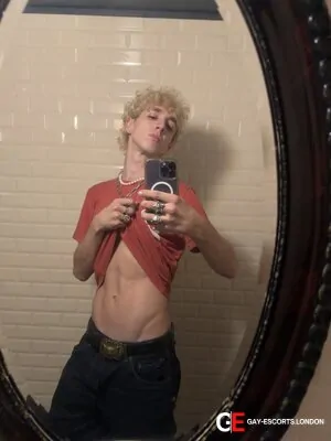 Bisexual Escort Luca 21yr - role