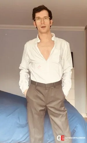 Gay Escort Thomas 26yr - sucking