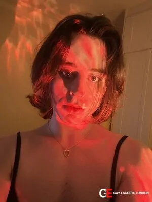 Bisexual Escort Hazel 25yr - role