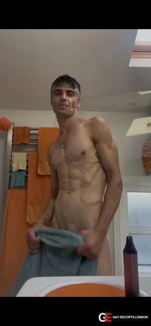 Bisexual Escort Stu 38yr - role