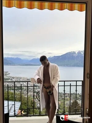 Bisexual Escort Brown Twink 23yr - trios