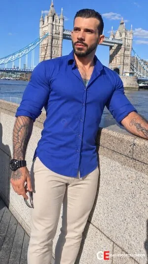 Bisexual Escort Rhafael 34yr - role